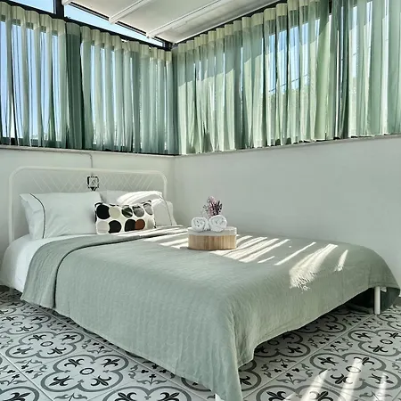 Apartment Roof Terrace With Sea And Nature View *